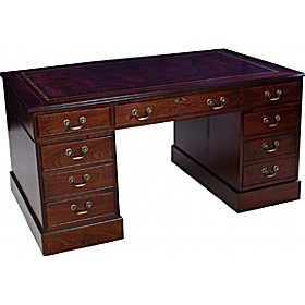 Antique Replica Traditional Desk &pound;500 - Office Furniture