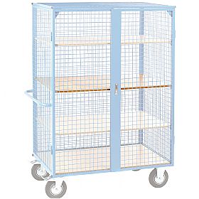 Shelf for Heavy Duty Distribution Trucks