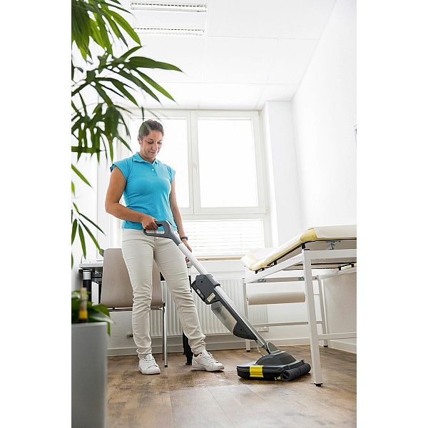 Karcher Compact/Push Scrubber Dryer BR 30/1 C Bp Floor ScrubberDryers