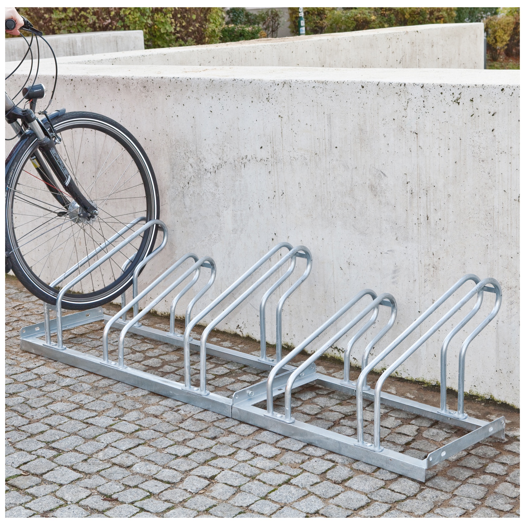 Bike shop stands uk